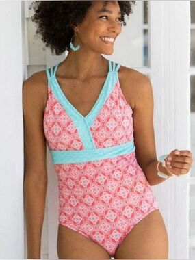 Cabana Life Coral Tides One Piece Bathing Suit size M